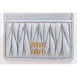 miumiu-wallet-001 ディテール写真 サイズ 10.5x8cm