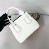 prada-2026-002