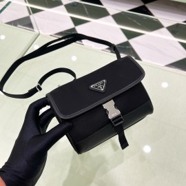 prada-manwallet030 サイズ 18 x 12.5 x 2.5