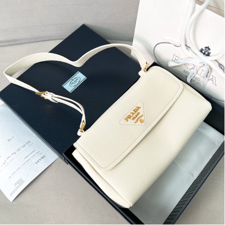 prada-wbag010 サイズ  :  26 x 14 x 9.5cm