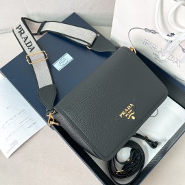 prada-wbag028 サイズ  :  23 x 15.5 x 9cm
