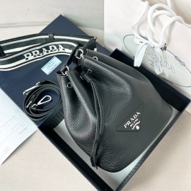 prada-wbag036 サイズ  :  25 x 20 x 14cm