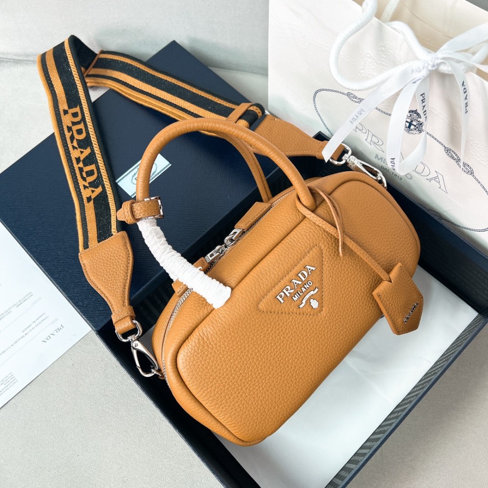 prada-wbag042 サイズ  :  24 x 12 x 8.5cm 