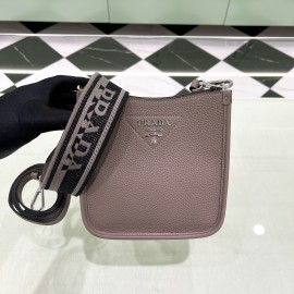 prada-wbag047 サイズ  :  20 x 19 x 6cm