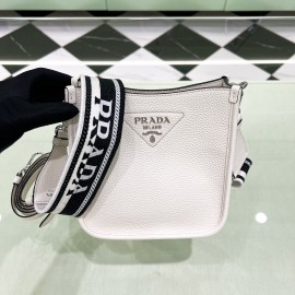 prada-wbag048 サイズ  :  20 x 19 x 6cm