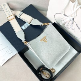 prada-wbag050 サイズ  :  20 x 19 x 6cm