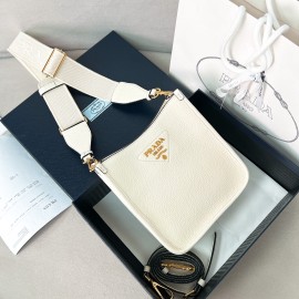 prada-wbag052 サイズ  :  20 x 19 x 6cm