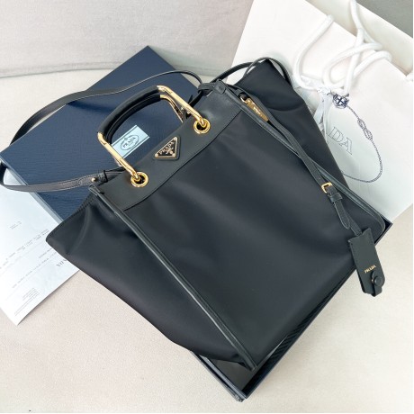 prada-wbag060 サイズ  :  28.5 x 23 x 15cm