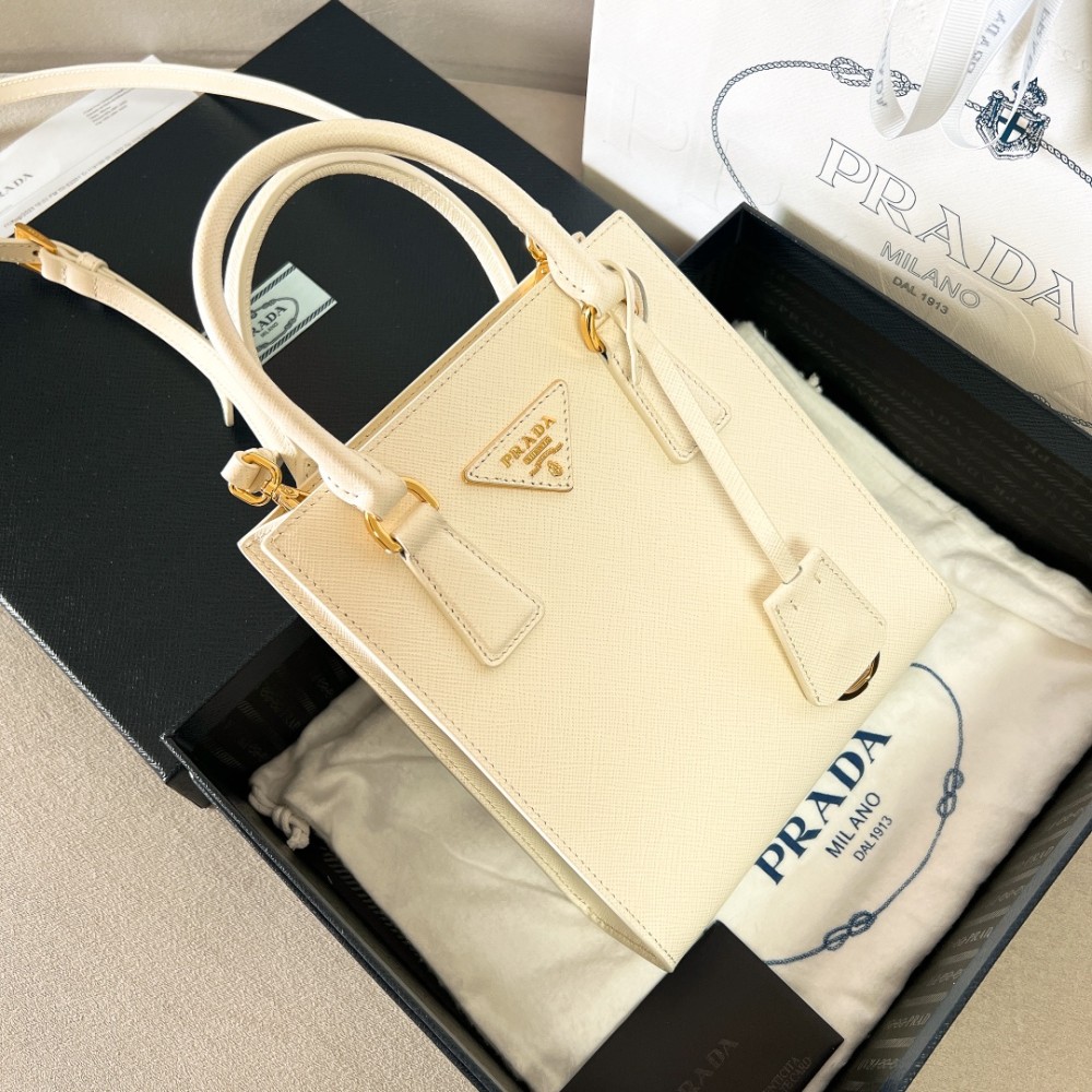 prada-wbag083 サイズ  :  19 x 17 x 6cm