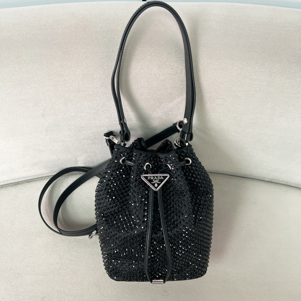 prada-wbag112 サイズ  :  21 x 16 x 10cm