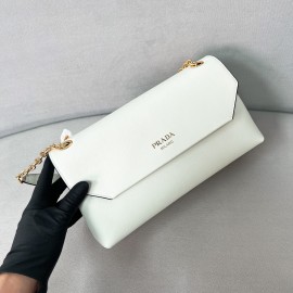 prada-wbag134 サイズ  :  29 x 16 x 9.5cm