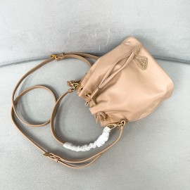prada-wbag192 サイズ  :  19.5x15.5x10cm