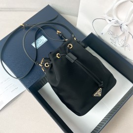 prada-wbag194 サイズ  :  19.5x15.5x10cm