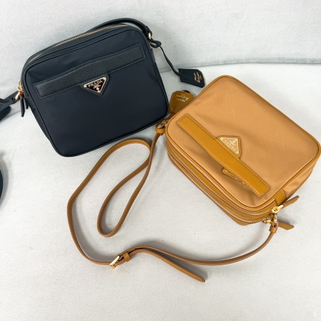 prada-wbag195 サイズ  :  21 x 17 x 8cm