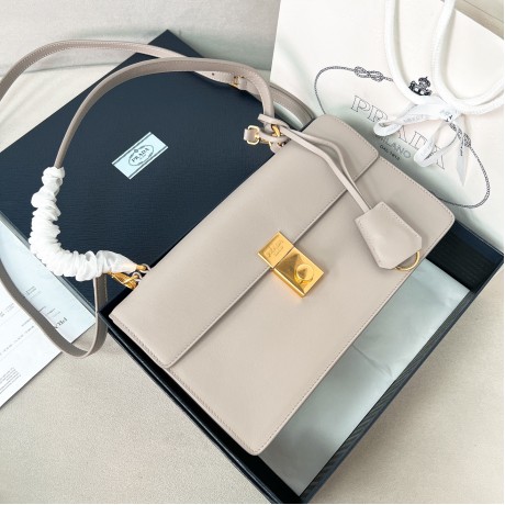 prada-wbag256 サイズ  :  28 x 16 x 10cm