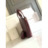 yslbag-004  イヴ・サンローランバッグ サイズ 37–55 × 43 × 5cm