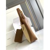 yslbag-035  イヴ・サンローランバッグ サイズ 22 × 22 × 7–9cm
