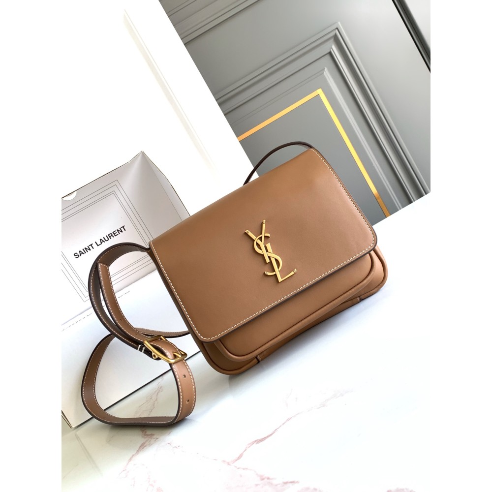 yslbag-014  イヴ・サンローランバッグ サイズ 21.5 × 16 × 8-9.5cm