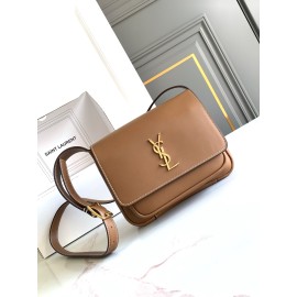 yslbag-014  イヴ・サンローランバッグ サイズ 21.5 × 16 × 8-9.5cm