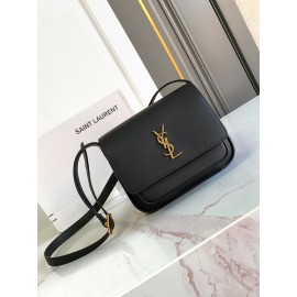 yslbag-016  イヴ・サンローランバッグ サイズ 21.5 × 16 × 8-9.5cm