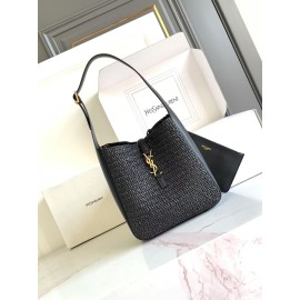 yslbag-036  イヴ・サンローランバッグ サイズ 22 × 22 × 7–9cm