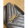 yslbag-118  イヴ・サンローランバッグ サイズ 20 ×13× 3cm 肩紐の高さ50cm