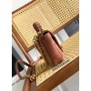 yslbag-120  イヴ・サンローランバッグ サイズ 20 ×13× 3cm 肩紐の高さ50cm