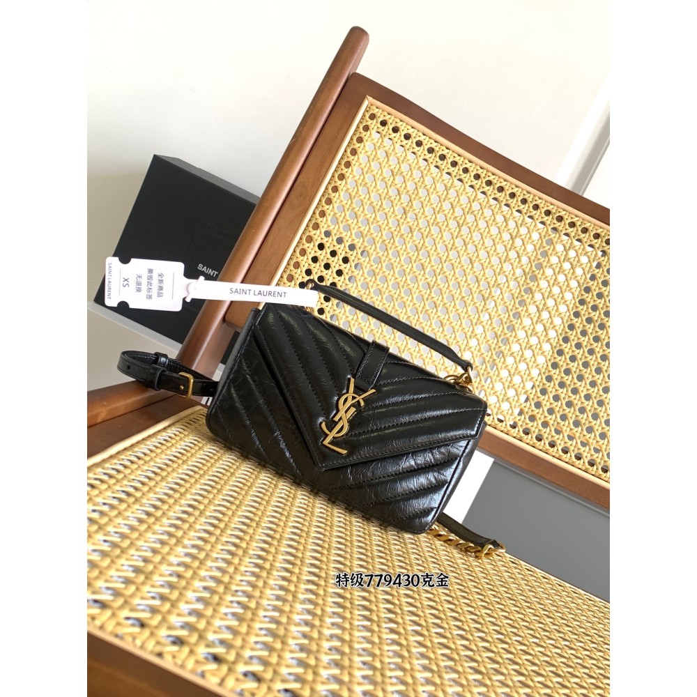 yslbag-122  イヴ・サンローランバッグ サイズ 20 ×13× 3cm 肩紐の高さ50cm