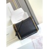 yslbag-131  イヴ・サンローランバッグ サイズ 28×20× 8.5cm 肩紐の高さ28-50cm