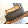 yslbag-134  イヴ・サンローランバッグ サイズ 35 × 35 × 10cm 肩紐の高さ32cm