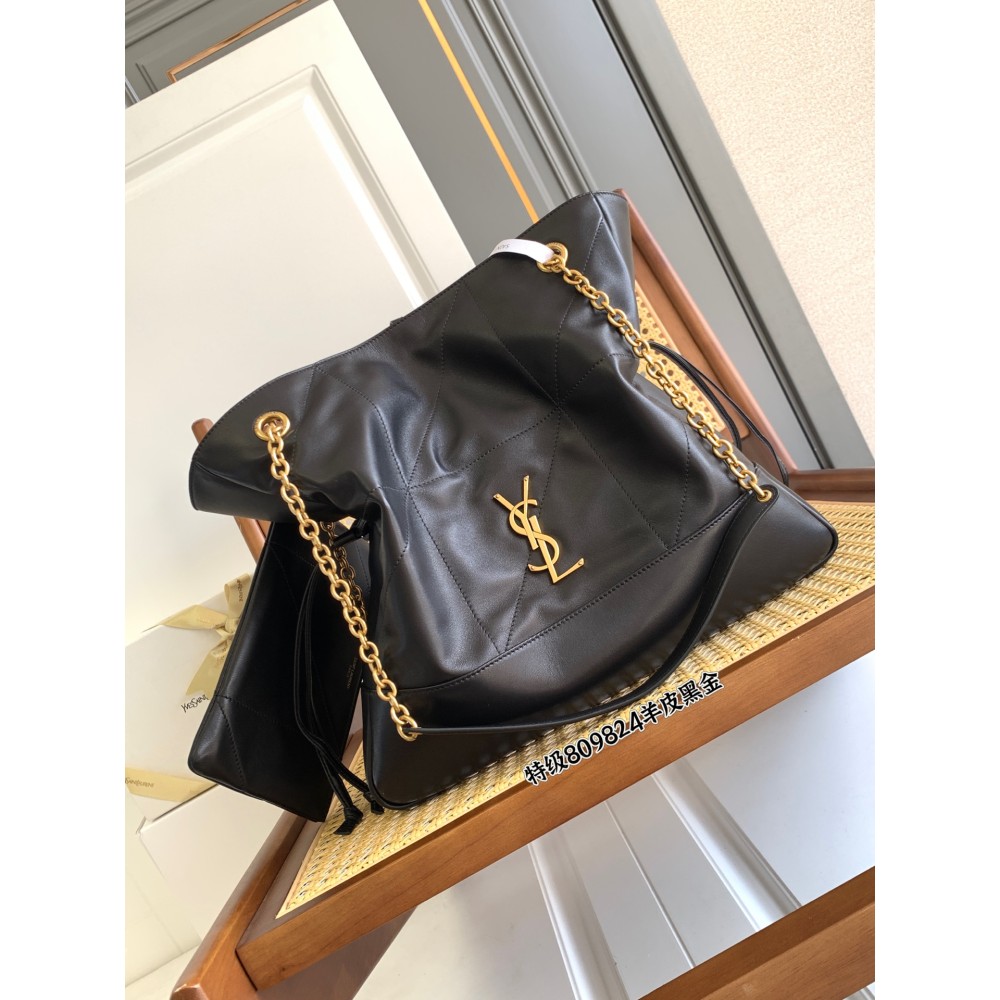 yslbag-135  イヴ・サンローランバッグ サイズ 35 × 35 × 10cm 肩紐の高さ32cm