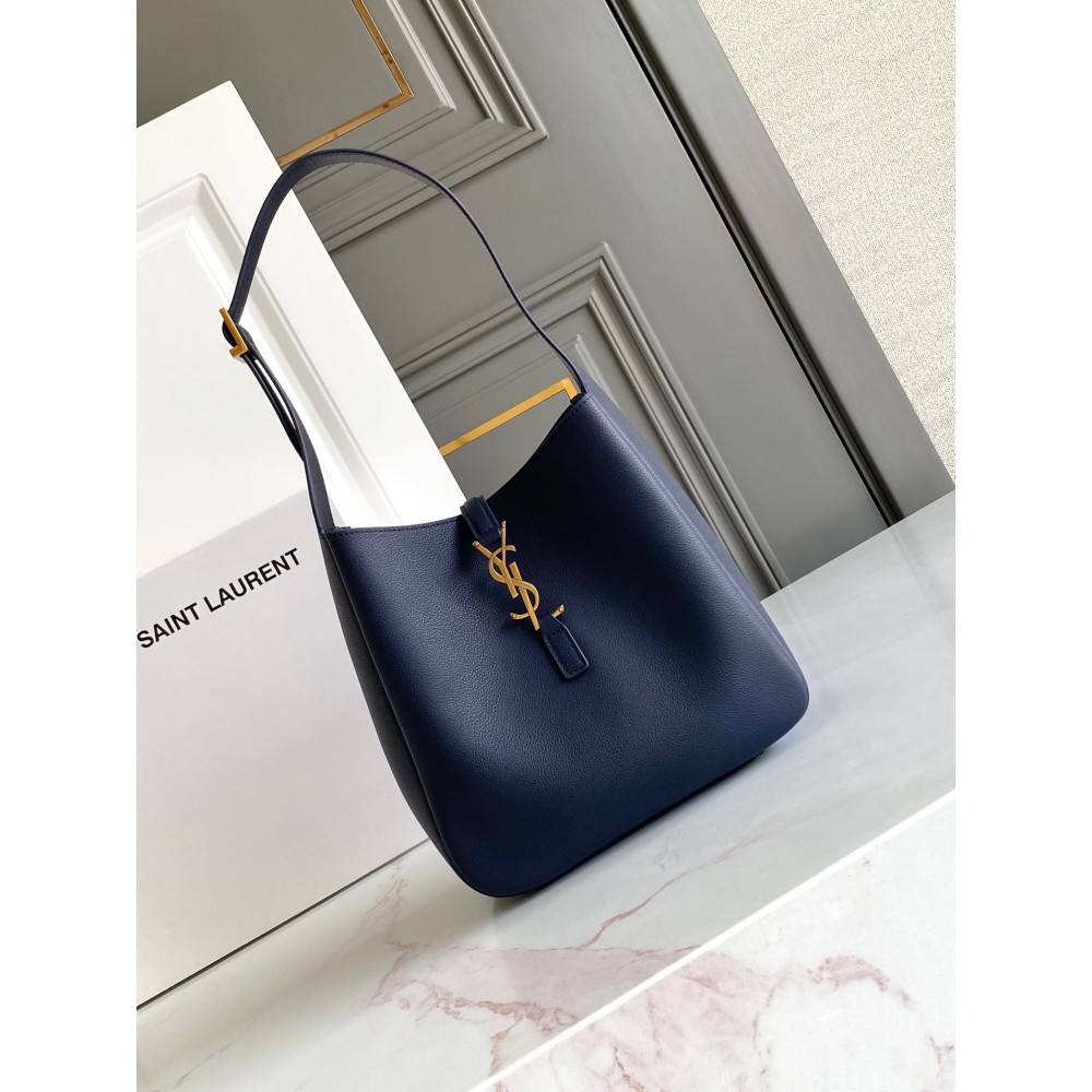 yslbag-142  イヴ・サンローランバッグ サイズ 23×22×8.5cm