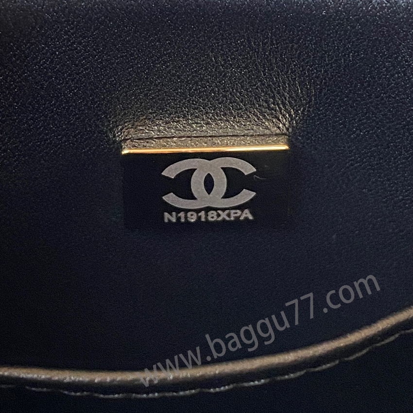 シャネルChanel 22K mini AS3648