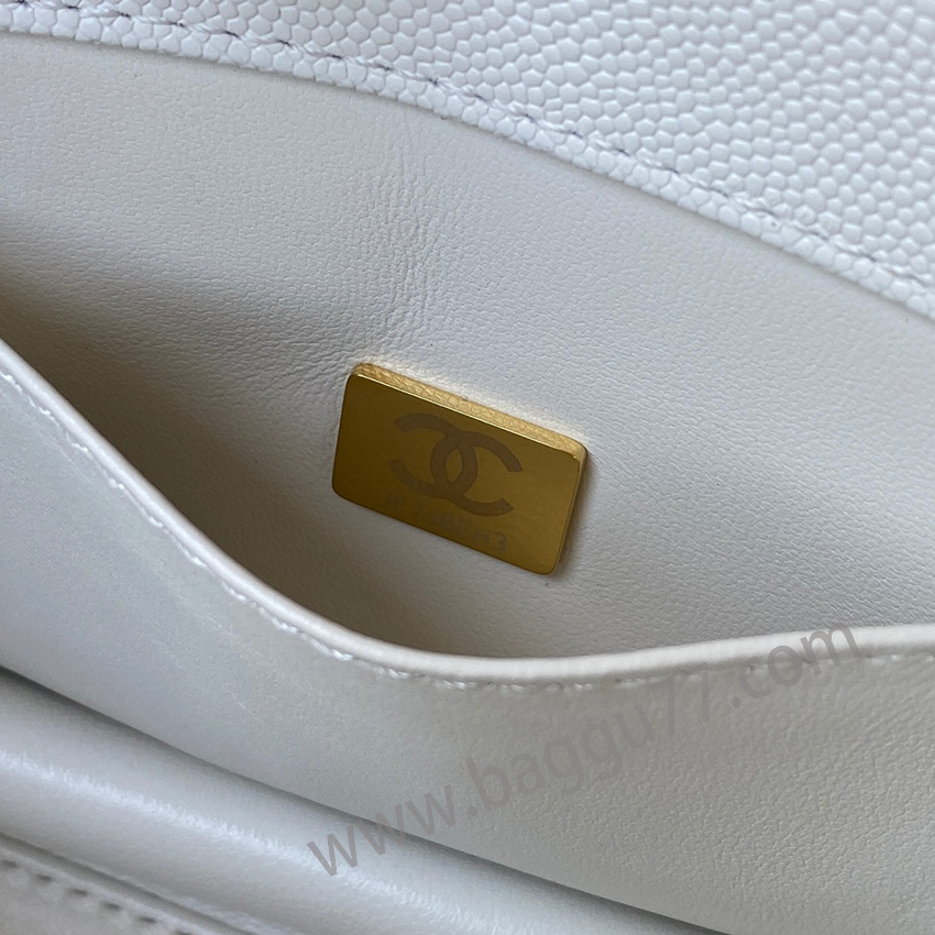 シャネルChanel 22K mini AS3580