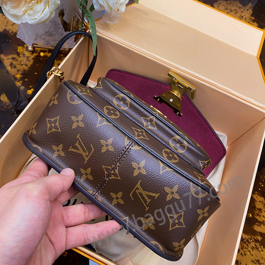 M 45592 New Chain Bag郵便差,定番の老花のモデルは本当に人気があります！都会的なファッションセンスとカジュアルさを兼ね備えた、日常の持ち運びにぴったりな、アンリアレイジの爆単アイテム