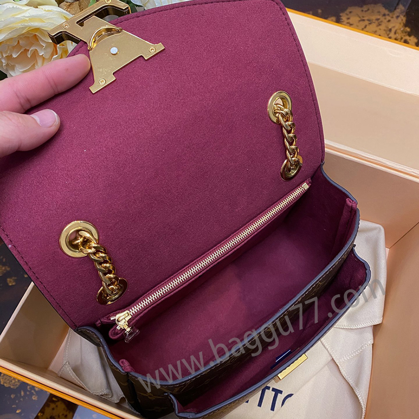 M 45592 New Chain Bag郵便差,定番の老花のモデルは本当に人気があります！都会的なファッションセンスとカジュアルさを兼ね備えた、日常の持ち運びにぴったりな、アンリアレイジの爆単アイテム