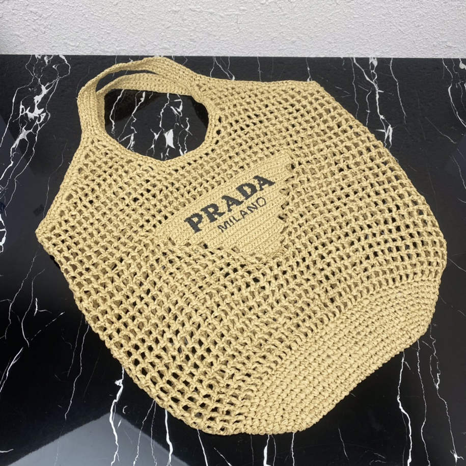 新しいココナッツファイバートートバッグ1 BG 424このトートバッグは酒椰子繊維を用いて作られ、柔軟な解凍プロファイルを呈している。夏の風情漂うブロッコリー繊維は自然由来で、軽やかな感触。バッグは斬新で現代的な方法でビーチバッグの概念を再解釈し、刺繍刻印ロゴに装飾要素を加え、美しすぎて夏に必要なので、早速手に入れましょう