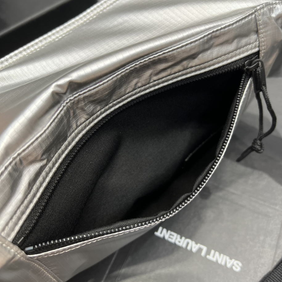 耐摩耗耐造の研磨ナイロン生地軽量でスタイリッシュなバッグ容量非常に大きな手提げや片肩掛けも大気シンプルで高級なトレンド高冷範
